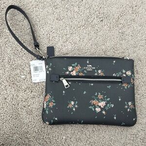 Brand New Coach Floral Zip Pouch Wristlet